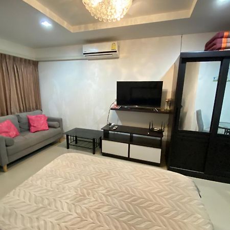 Beach 7 Condo, Pattaya ジョムティエンビーチ エクステリア 写真