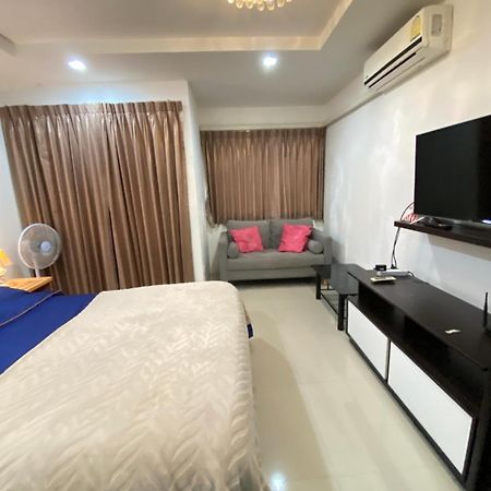 Beach 7 Condo, Pattaya ジョムティエンビーチ エクステリア 写真