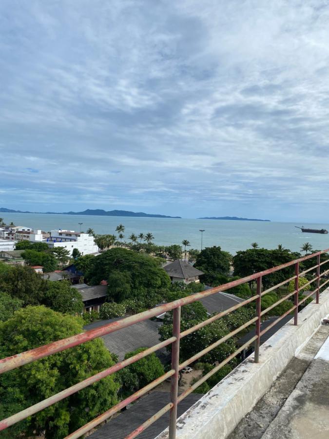 Beach 7 Condo, Pattaya ジョムティエンビーチ エクステリア 写真