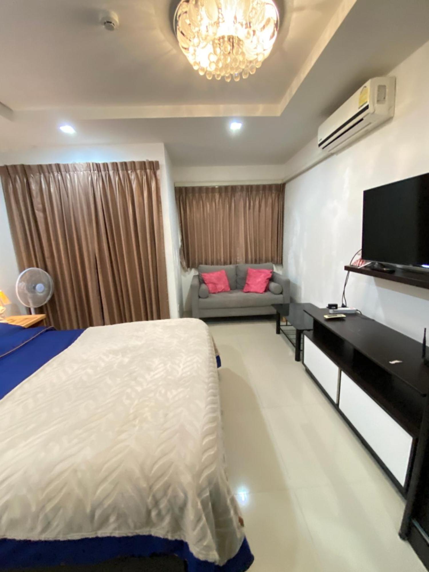 Beach 7 Condo, Pattaya ジョムティエンビーチ エクステリア 写真